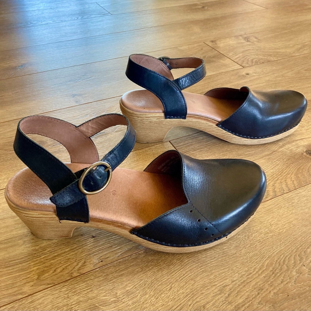 Dansko Mary Jane Style Women's Size 40